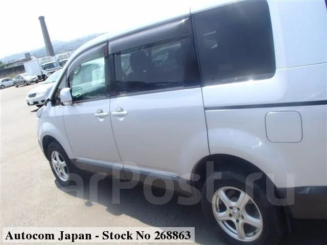 Mitsubishi Delica D:5 ����