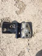 Крепление двери. Suzuki Jimny, JB23W, JB33W, JB43W