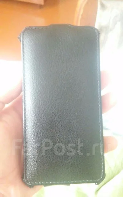 HTC One M7. �/� ����