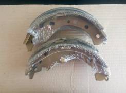 Колодка тормозная барабанная. Toyota Voxy, AZR65, AZR60, ZRR70, ZRR80 Toyota RAV4, ZCA25, ACA28, ACA26, ZCA26, CLA21, CLA20, ACA20, ACA23, ACA21 Toyot...