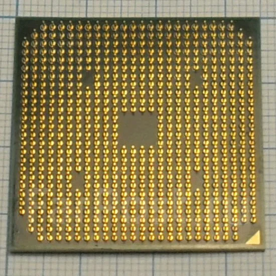 AMD Phenom II P820 ����