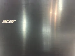 Acer Aspire V5-552G. 15.6", 2 100,0����, ��� 6 ��, ���� 500���, WiFi, Bluetooth, ����������� �� 3��. ����