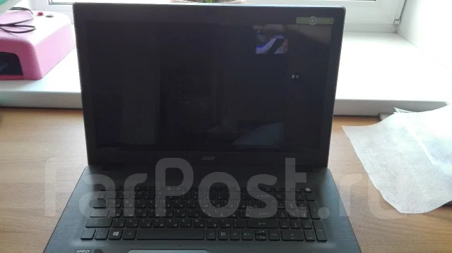Acer Aspire E5. 17.3", 2����, ��� 4 ��, ���� 500���, WiFi: 1, Bluetooth: 1 ����