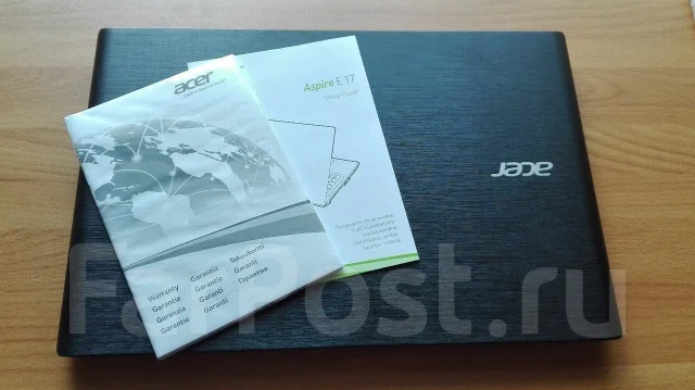 Acer Aspire E5. 17.3", 2����, ��� 4 ��, ���� 500���, WiFi: 1, Bluetooth: 1 ����