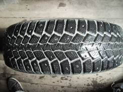 Kumho I'Zen WIS KW19. Зимние, шипованные, износ: 40%, 1 шт