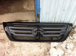 Решетка радиатора. Toyota Land Cruiser