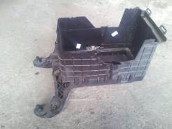 Кожух аккумулятора. Volkswagen: Sharan, Touran, Passat, Tiguan, Jetta