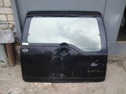 Стекло заднее. Nissan Mistral