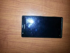 Sony Xperia SP. �/�