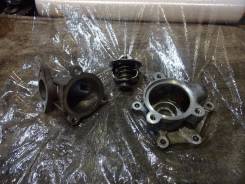 Корпус термостата. Nissan: Presage, X-Trail, NP300, Serena, Pino, Bassara, Wingroad Двигатели: YD25DDT, YD25DDTI, YD25