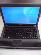 Samsung R440. 14.5", 2 270,0����, ��� 4 ��, ���� 250���, WiFi, Bluetooth, ����������� �� 4��. ����