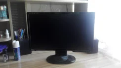 BenQ. 22", ���������� �� (LCD)