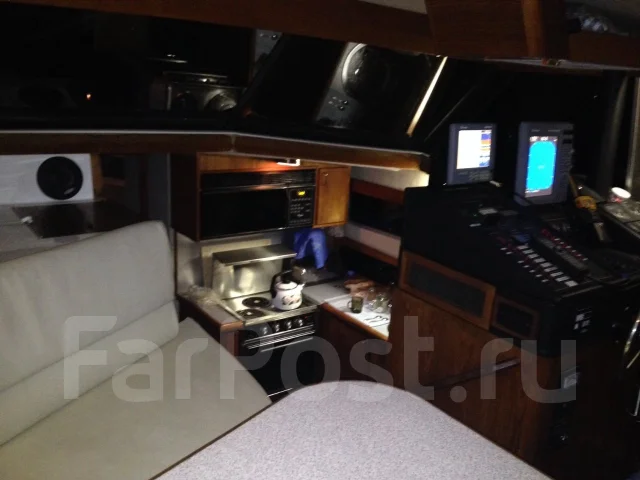 Bayliner. 1992 ���, ����� 11,58��., ��������� ������������, ������ ����