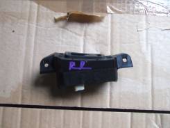 Кнопка стеклоподъемника. Subaru Legacy B4, BLE Subaru Legacy, BPH, BLE, BP5, BL5, BP9, BL9, BPE Двигатели: EJ20X, EJ20Y, EJ253, EJ255, EJ203, EJ204, E...
