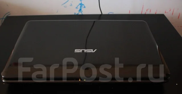 Asus K40AD. 14", 2����, ��� 3072 ��, ���� 320���, WiFi: 1, Bluetooth: 1, ����������� �� 5��. ����
