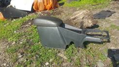 Подлокотник. Mitsubishi Legnum, EA1W, EA3W, EC1W, EC3W Двигатели: 4G64, 4G93