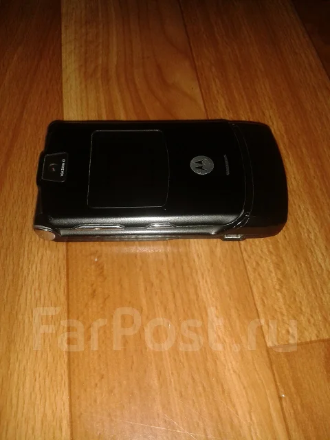 Motorola RAZR V3 ����