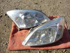 Фара. Toyota Corolla Runx, ZZE123, ZZE124, ZZE122 Toyota Allex, ZZE122, ZZE123, ZZE124 Двигатели: 1ZZFE, 2ZZGE