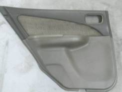 Обшивка двери. Nissan Sunny, B15