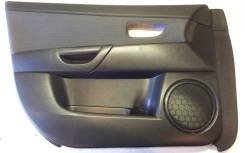 Обшивка двери. Mazda Axela, BK3P, BK5P, BKEP Двигатели: L3VDT, LFVE, LFDE, ZYVE, L3VE