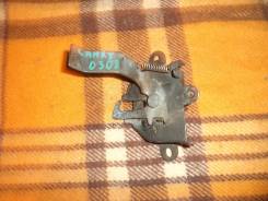 Замок капота. Toyota Vista, SV30, VZV33, VZV32, CV30, VZV30, SV35, SV32, SV33, ACV30, ACV35, MCV30 Toyota Camry, VZV33, VZV32, SV30, MCV30, CV30, SV32...