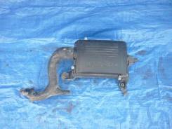Корпус воздушного фильтра. Daihatsu Mira, L250V