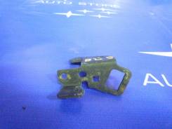 Замок крышки багажника. Subaru Legacy B4, BLE, BL9, BL5, BL Subaru Legacy, BLE, BL, BL5, BL9 Двигатели: EJ20X, EZ30D, EJ204, EZ30, EJ203, EZ20, EJ255...