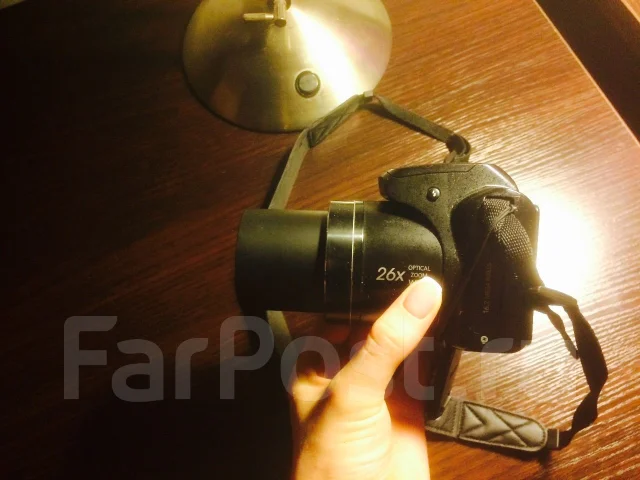 Samsung WB100. 15 - 19.9 ��, ���: 14� � ����� ����