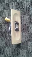 Кнопка люка. Toyota Lite Ace, CR31, CR31G Toyota Town Ace, CR31, CR31G Двигатель 3CT