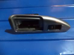 Кнопка стеклоподъемника. Toyota Land Cruiser Prado, RZJ120, TRJ120, GRJ120, GRJ121, KZJ120, KDJ121, KDJ120, VZJ121, VZJ120, 120 Двигатели: 1GRFE, 3RZF...