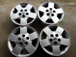 Nissan. 5.5x15, 5x114.30, ET45, ЦО 67,0 мм.
