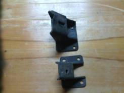 Кронштейн опоры двигателя. Nissan Terrano Nissan Datsun, LBD22, RMD22, BD22 Nissan King Cab Nissan Datsun Truck, PD21, PMD21, BGD21, BD21, BMD21, AMD2...