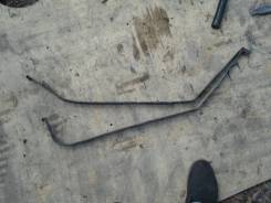 Крепление бака. Toyota Vista, CV43, SV43 Toyota Camry, SV43, CV43 Двигатели: 3SFE, 3CT
