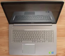 Dell Inspiron 7737. 17.3", 1 800,0����, ��� 8 ��, ���� 1 000���, WiFi, Bluetooth, ����������� �� 5��.