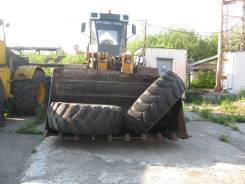 ЧСДМ В-160. Продам погрузчик в отличном состоянии, ковш на 5т, резина новая, 176 куб. см., 5 000 кг.