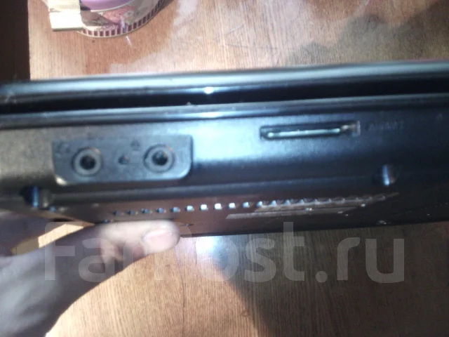 Compaq 615. 15.6", 2,2����, ��� 2048 ��, ���� 320���, WiFi: 1, ����������� �� 10��. ����