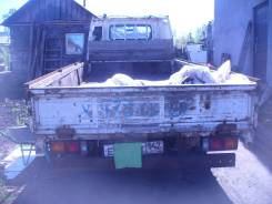 Mazda Titan. , 4 553 куб. см., 4 655 кг.