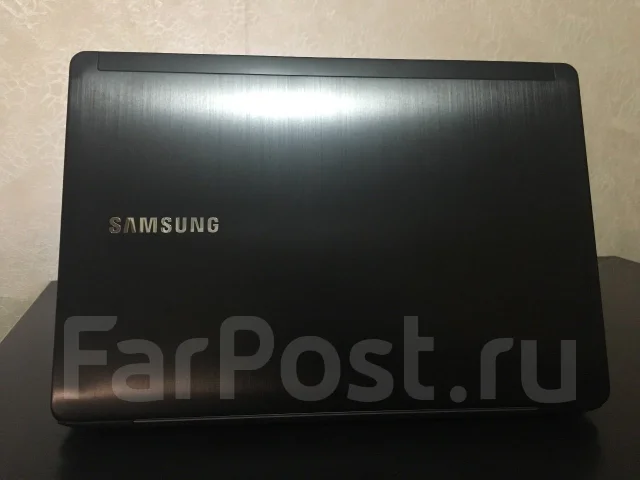 Samsung ATIV Book 5 530U4E. 14.1", ��� 8 ��, ���� 500���, WiFi: 1, Bluetooth: 1, ����������� �� 4��. ����
