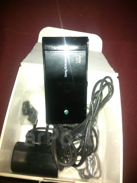 Sony Ericsson Satio. ����� ����