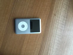 Apple iPod classic. ����