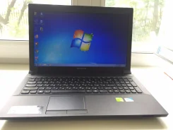 Lenovo B590. 15.6", 2,2����, ��� 4 ��, ���� 500���, WiFi: 1, Bluetooth: 1, ����������� �� 2��. ����