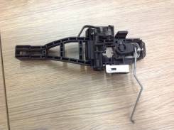 Крепление ручки двери. Ford Focus, CEW, CB8 Ford Kuga, CBS