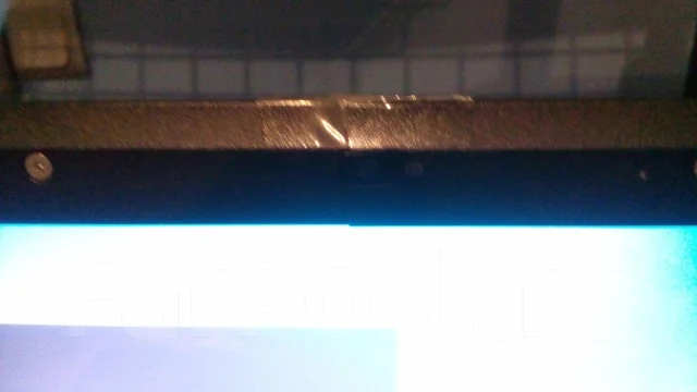 Lenovo G555. 15.6", 2,3����, ��� 2048 ��, ���� 320���, WiFi: 1, Bluetooth: 1, ����������� �� 4��. ����