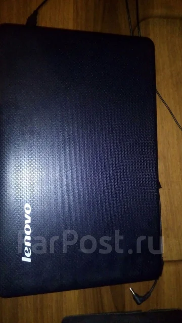 Lenovo G555. 15.6", 2,3����, ��� 2048 ��, ���� 320���, WiFi: 1, Bluetooth: 1, ����������� �� 4��. ����
