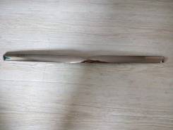 Накладка на дверь багажника. Toyota Vanguard, ACA33, ACA33W, ACA38, ACA38W, GSA33, GSA33W Toyota RAV4, ACA33, ACA38, ACA38L, ALA30, ALA35, ASA33, ASA3...