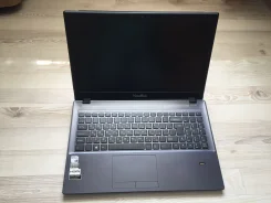 Roverbook Nautilus W551WH. 15.6", 2,6����, ��� 8 ��, ���� 1 000���, WiFi, Bluetooth, ����������� �� 6��. ����