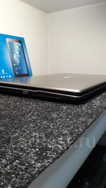 V-lazer. 17.3", 2,4����, ��� 8 ��, ���� 1 000���, WiFi: 1, Bluetooth: 1, ����������� �� 2��. ����
