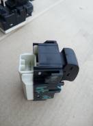 Кнопка стеклоподъемника. Toyota Mark II, JZX91, GX90, JZX91E, JZX90, JZX90E Toyota Chaser, JZX90, JZX91, GX90 Двигатель 1JZGTE