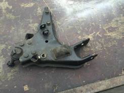 Рычаг, тяга подвески. Nissan Terrano, LBYD21, VBYD21, WBYD21 Nissan Mistral, KR20 Nissan Datsun, BMD21, LBMD21, QMD21, QYD21 Nissan Datsun Truck, BGD2...