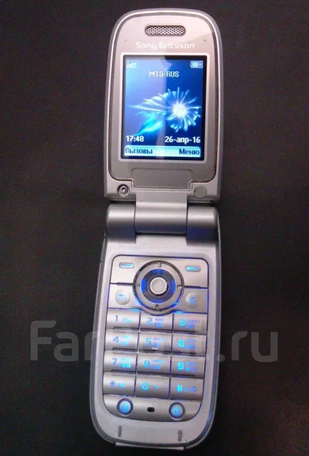 Sony Ericsson Z520i. �/� ����